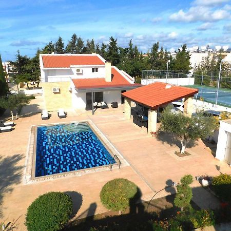 6 Bdr Villa With Tennis Court Pafos Zewnętrze zdjęcie